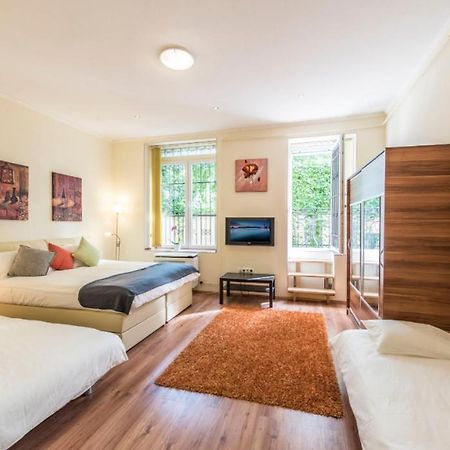 Kaz7 Kazinczy Apartment บูดาเปสต์ ภายนอก รูปภาพ
